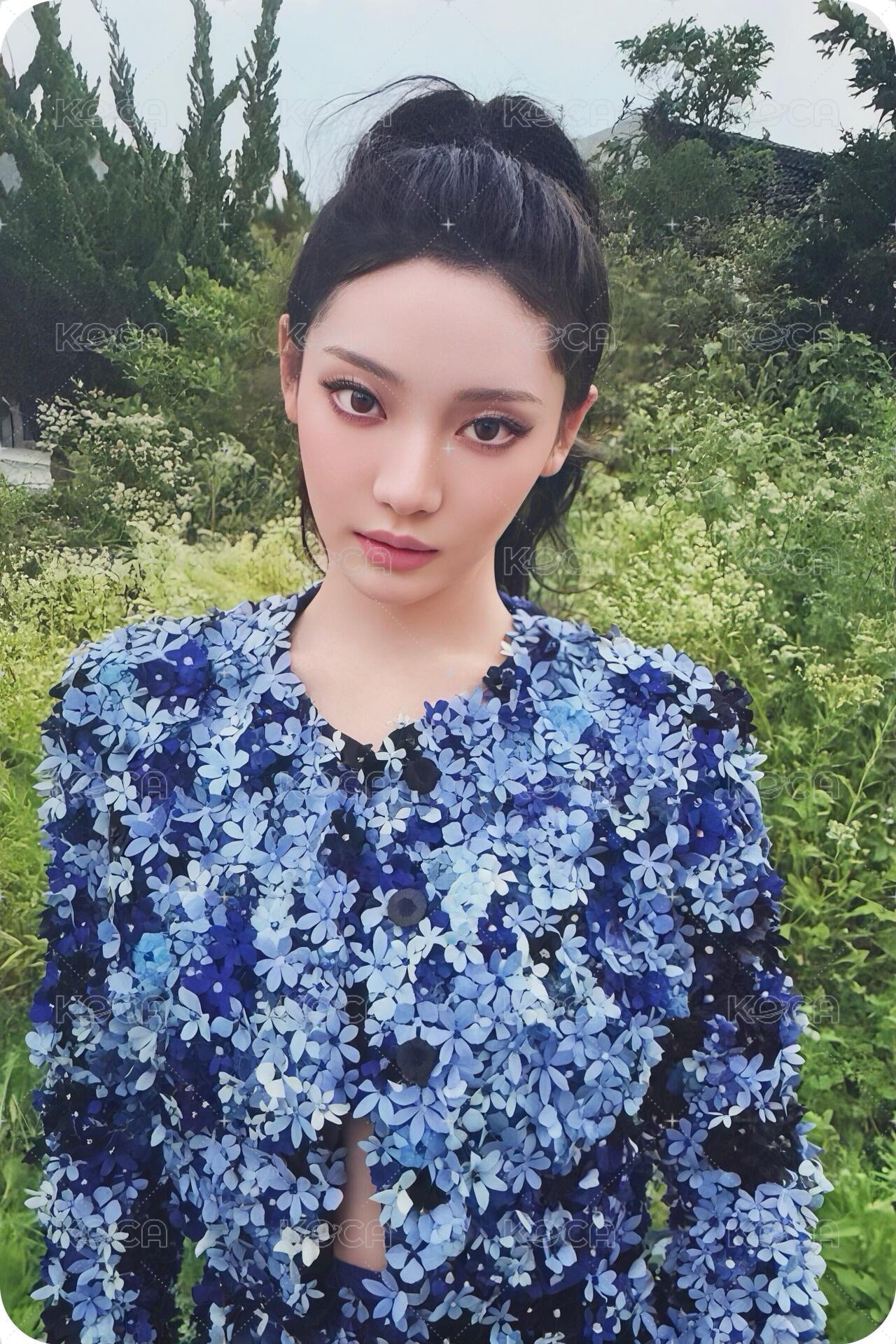 雜誌卡 費加羅隱藏 正面