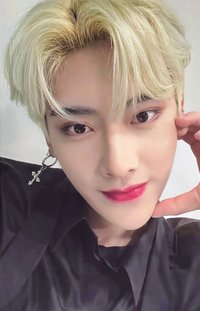 迷一 k4 2.0 特典卡 比心 ver.