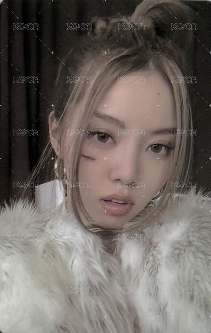 FAMOUS 專輯卡 FAMOUS ver. 正面