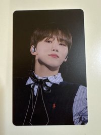 Follow fellow 展覽入場卡 寛