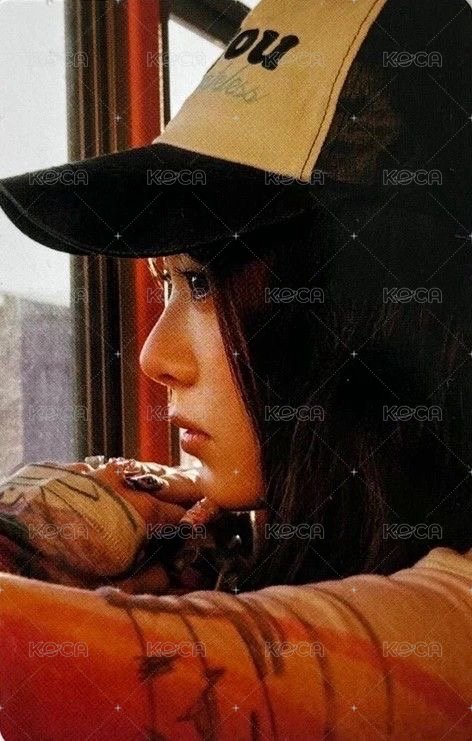 DIFFERENT 隨機卡  正面