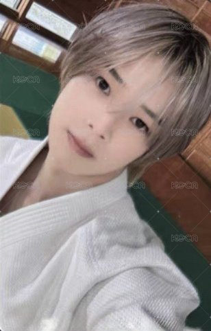 Go in Blind (月狼) yzy 2.0 簽售卡  正面