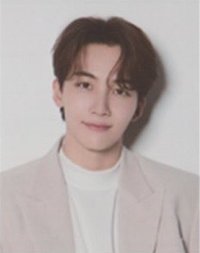 INCOMPLETE 周邊卡 帽T 證件照