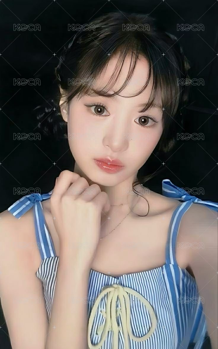 25’世巡 隨機卡 日本場周 Ahyeon ver.D 正面