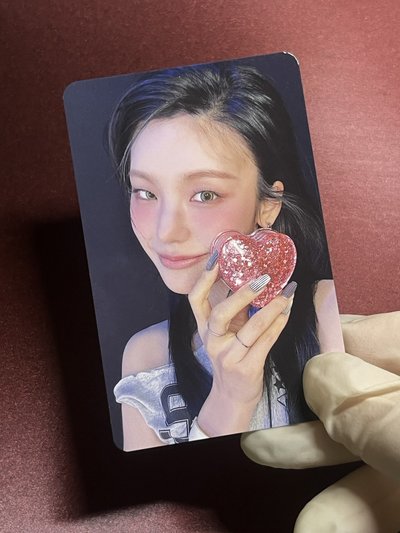 愛心志/AM特典 迷10-GWBG 🙌🏻 ITZY