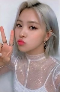 Not Shy mmt 2.0 簽售卡 