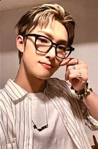 Outlaw yzy 特典卡 