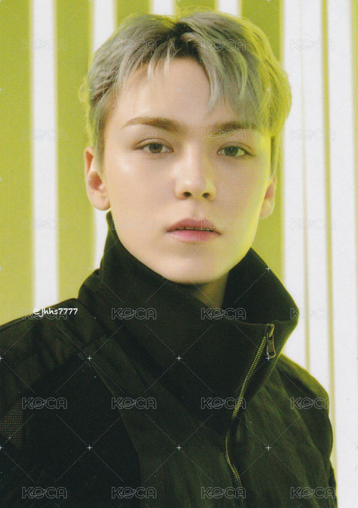 FOLLOW 隨機卡 ｜日巡卡包 正面