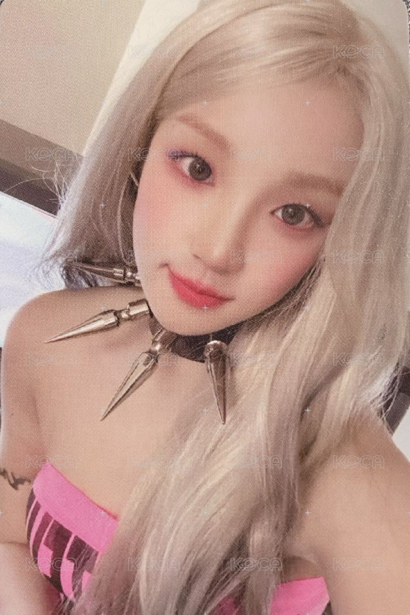 YUQ1 專輯卡  正面