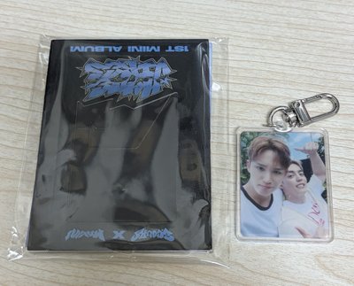 wvs特典+圖二立牌吊飾