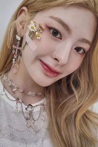 WE NEED LOVE 專輯卡 love ver.