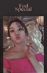 Feel Special 專輯卡 