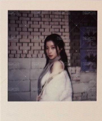 25’世巡 周邊卡 首爾場週MV幕後拍立得 正面