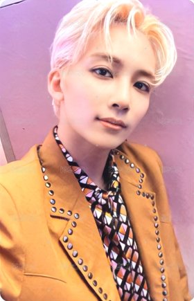 MINI9 yzy C 簽售卡  正面