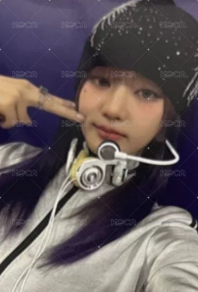 We are 偶店 3.0 線下 簽售卡  正面