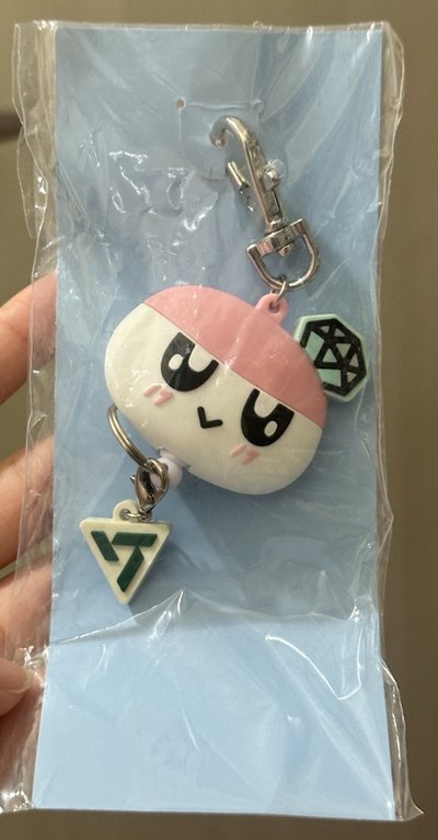 蹦蹦 伸縮掛繩 right here