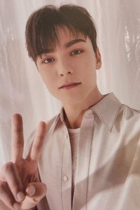 BE THE SUN 隨機卡 卡包卡