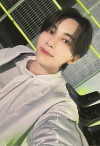 FOLLOW AGAIN 周邊卡 ｜日巡外套卡