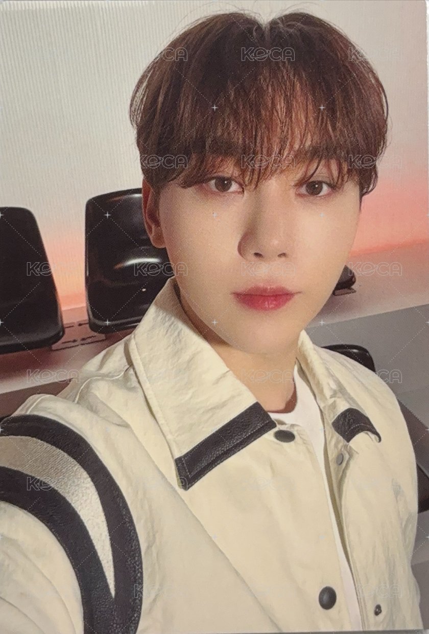 FOLLOW AGAIN 周邊卡 日巡防曬衣卡 正面