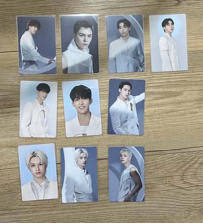 SEVENTEEN NEW 隨機卡 Joshua/Jun/珉奎/DK/勝寛/Vernon/Dino