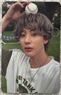 RIIZING EP PB專卡 （右）