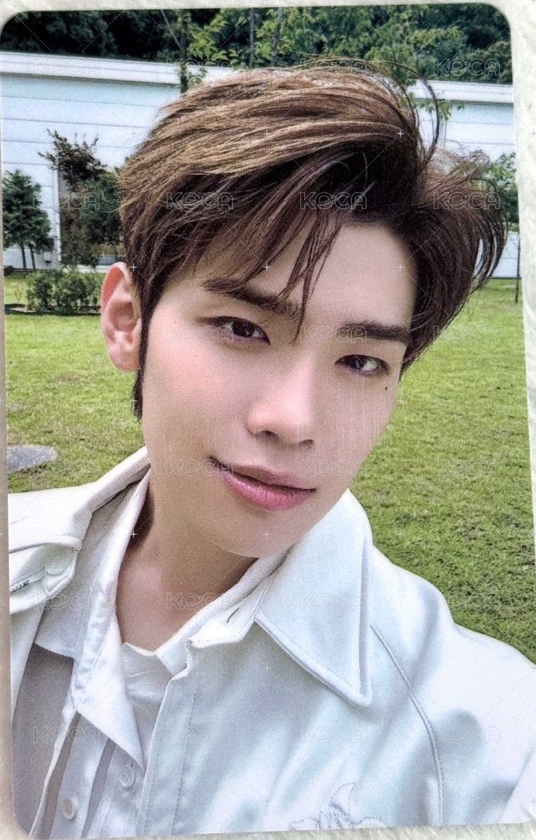 代言卡 CLEAN香水卡 正面