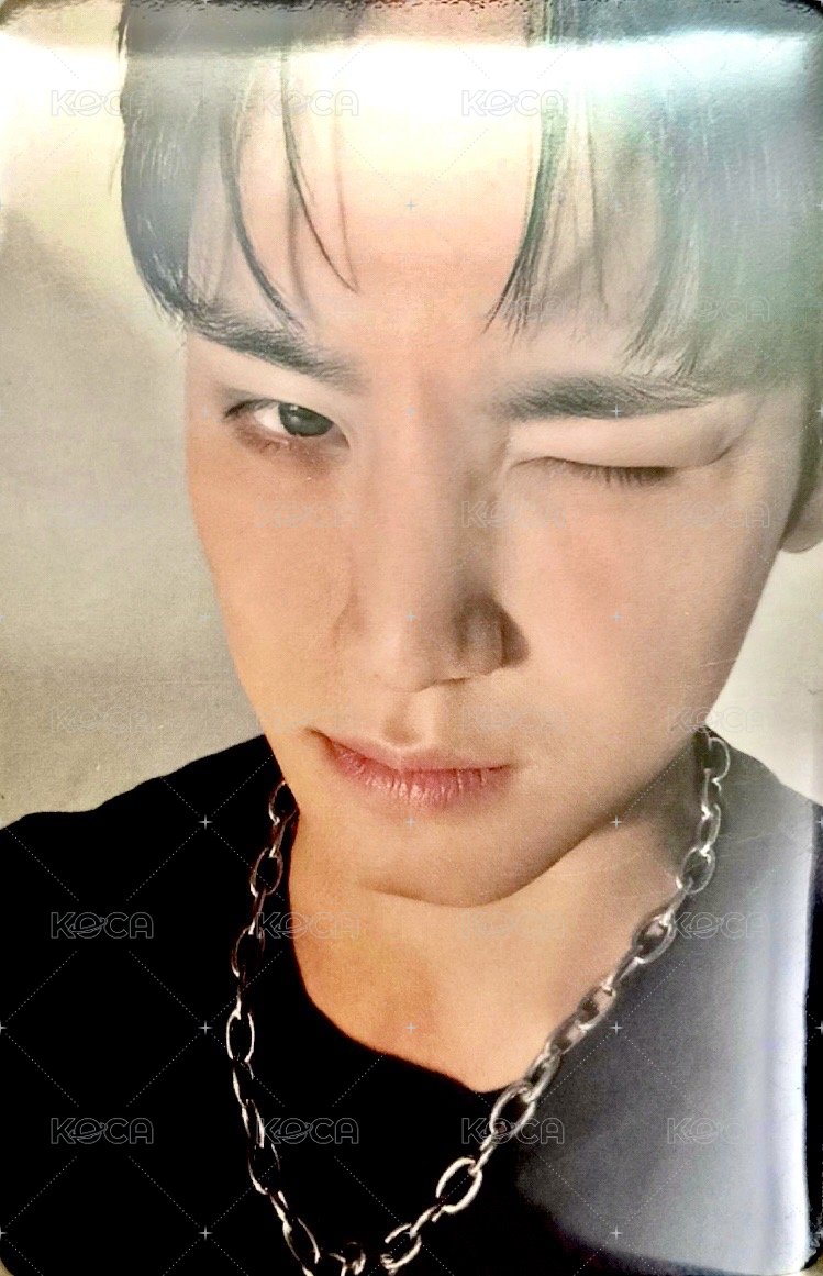 MINI12 yzy c 簽售卡  正面