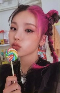 CRAZY IN LOVE 專輯卡 