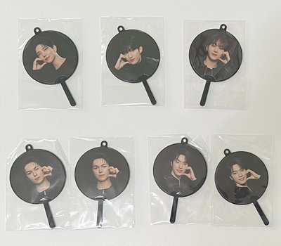 SEVENTEEN FOLLOW AGAIN 小黑扇JOSHUA DK 勝寛 VERNON DINO