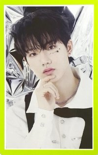 THE SECOND STEP:CHAPTER TWO 專輯卡 亮綠 Ver.