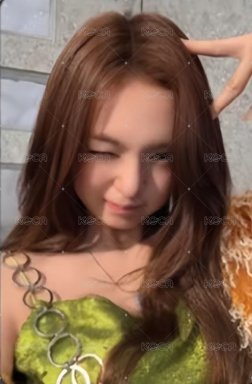 WE GO UP hello82 OOTD Ver. 特典卡 美網 正面