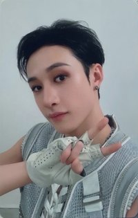 1st 日本巨蛋巡迴 演唱會 DVD / CD 卡 Blu-ray 完全生產限定盤B