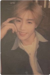 Eyes On You 專輯卡 