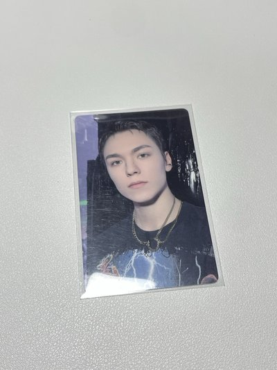 Vernon yzy中文卡背