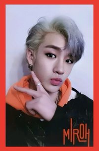 Clé 1 : MIROH 專輯卡 紅 ver.