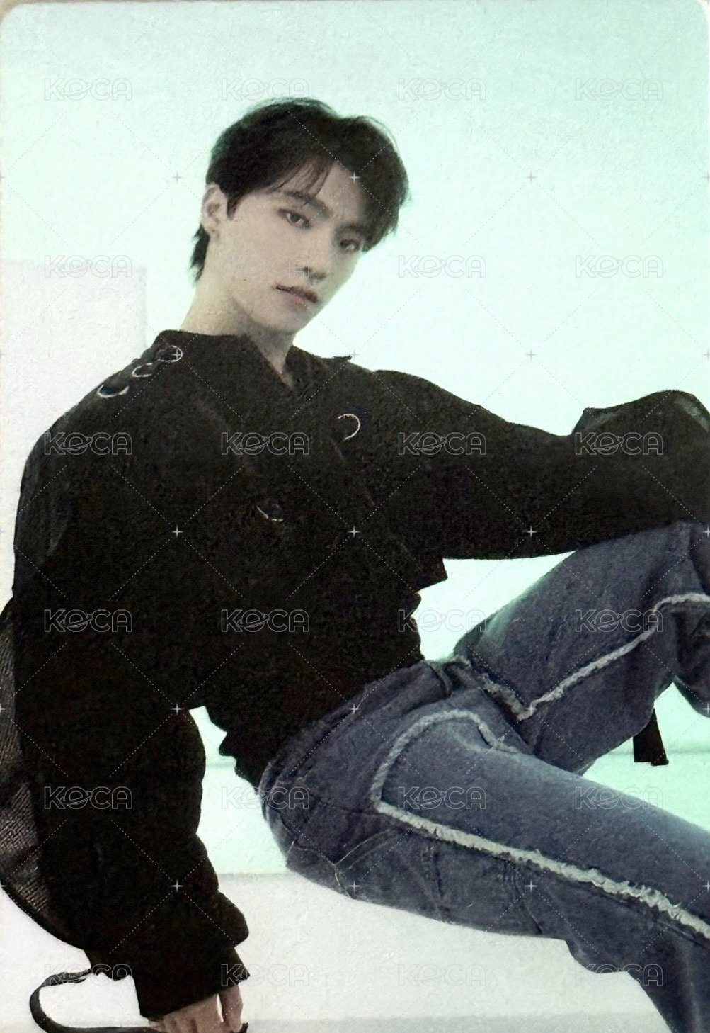 FOLLOW AGAIN 隨機卡  正面