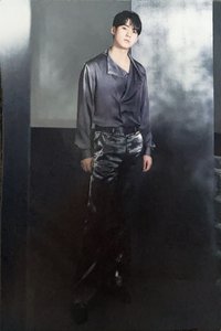 RIGHT HERE 隨機卡 