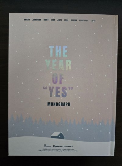 TWICE-THE YEAR OF YES MONOGRAPH (含卡)