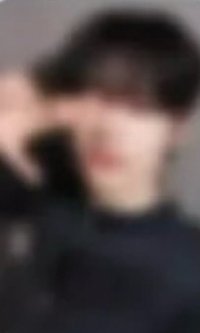 迷你一輯 yzy 簽售卡 