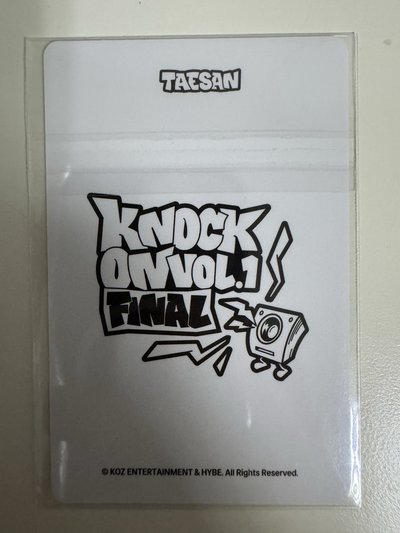 KNOCK ON VOL.1 FINAL 韓國場壓克力卡套吊飾卡