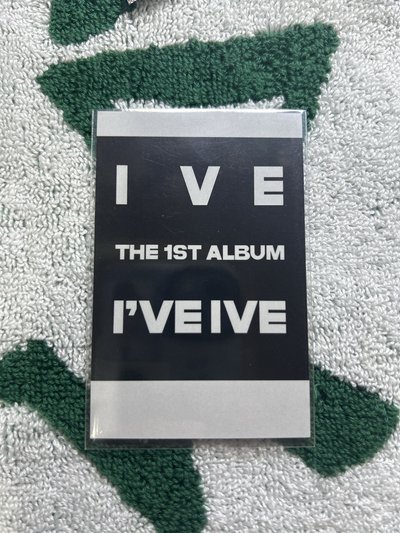 IVE I ve IVE 金秋天拍立得