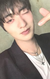 PLEASURE 專輯卡 Yellow Ver.