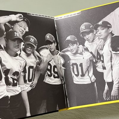 【兩張合售】EXO The 2nd REPACKAGE Album [LOVE ME RIGHT]／EXODUS