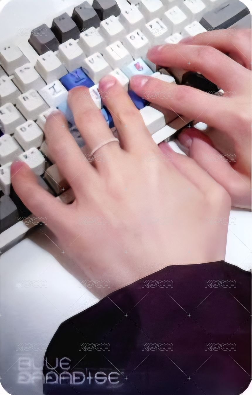 迷五 專輯卡 KEY CAP hand ver. 正面