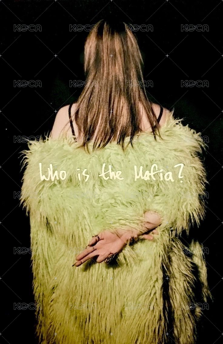 GUESS WHO 專輯卡 預購禮 背面