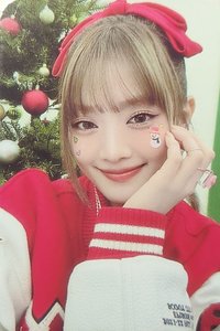 代言卡 MEDIHEAL 聖誕版撐頭