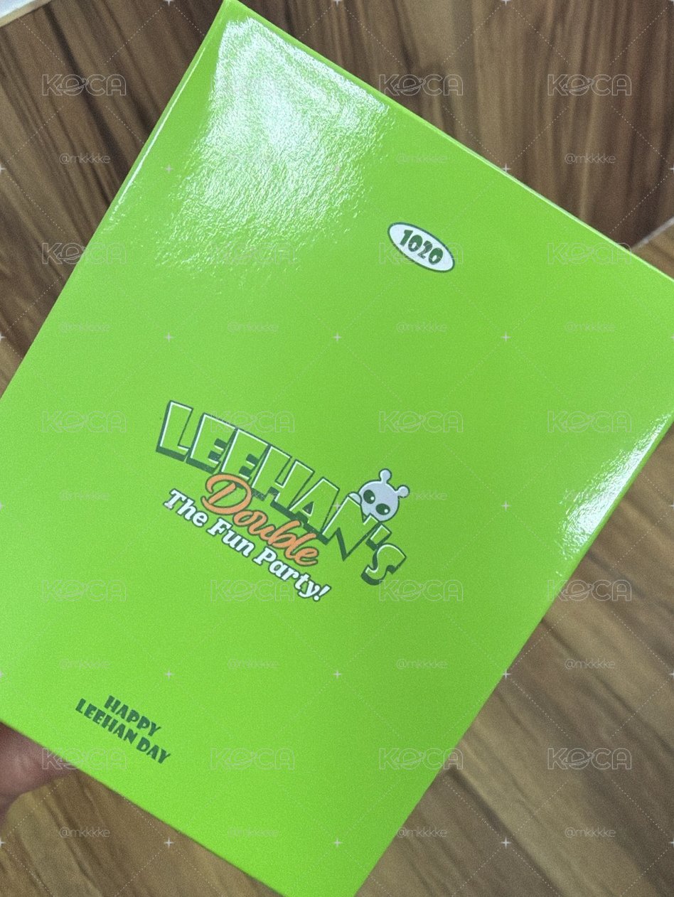李涵生日周邊 卡盒組