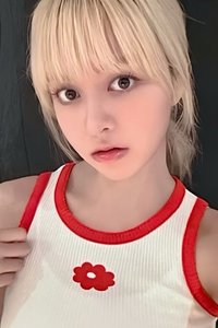 STICK OUT am 4.0 幸運卡 自拍莉