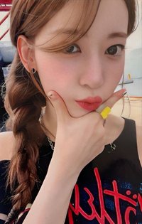 ANTIFRAGILE tou 簽售卡 