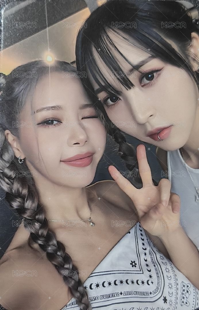 TWO RABBITS dmm 簽售卡  正面